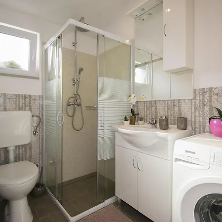 Apartamento Edera, Near The Town In A Quiet Location *