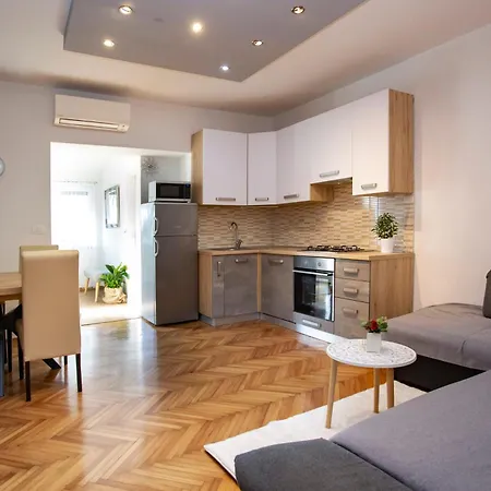 Edera, Near The Town In A Quiet Location * Rovinj