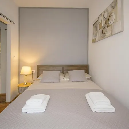 Appartement Edera, Near The Town In A Quiet Location *